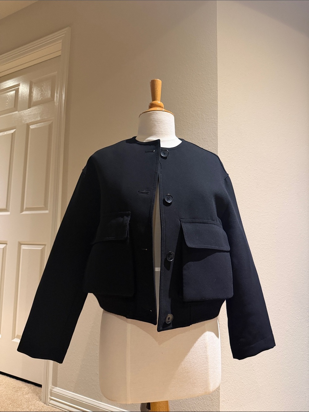 Zara Black Cropped Bomber Jacket with Flap Pockets